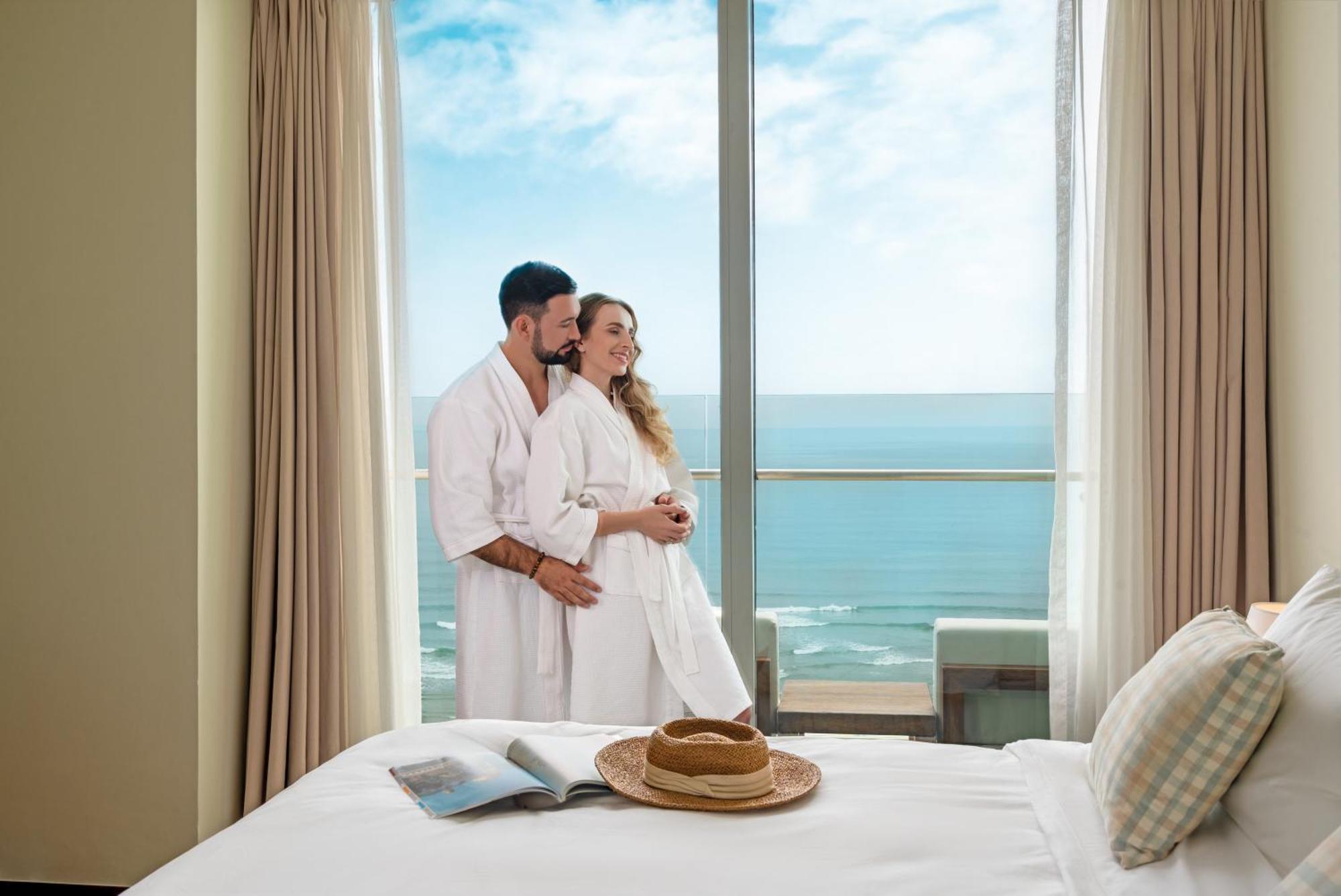 A La Carte Da Nang Beach Zewnętrze zdjęcie